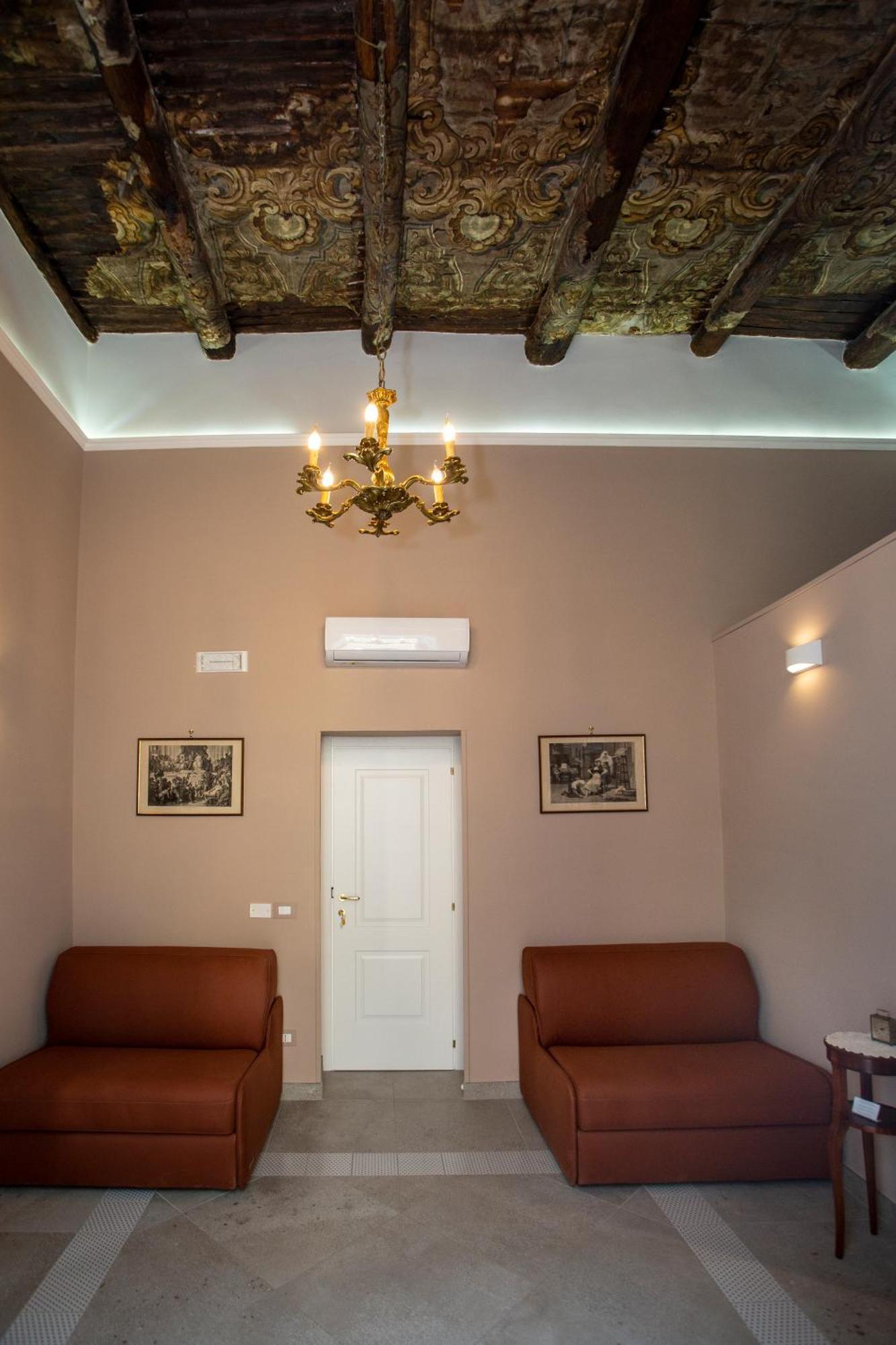 Xenia Neapolis Affittacamere