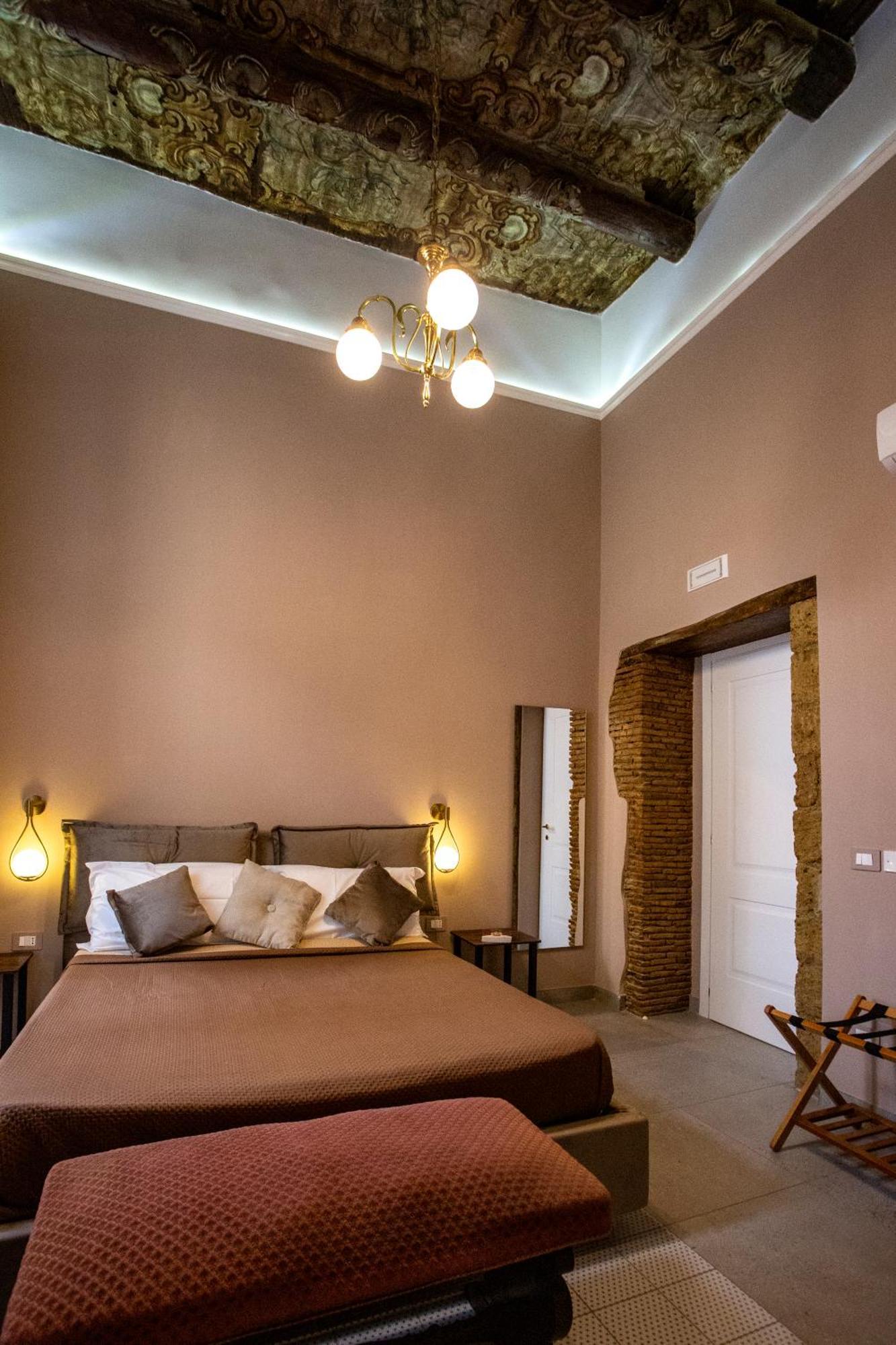 Xenia Neapolis Guest house Naples